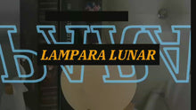Cargar y reproducir el video en el visor de la galería, LAMPARA LUNAR 3D CON HUMIDIFICADOR | PURIFICA EL AMBIENTE | USB
