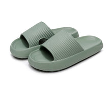 Carregar imagem no visualizador da galeria, FLIP FLOPS DE NUVENS | CONFORTÁVEL PARA BANHEIRO E CASA | RESPIRÁVEL/ANTISLIP