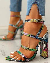 Carregar imagem no visualizador da galeria, SAPATOS DE SALTO SNAKE MODAS | OUSADO / CONFORTÁVEL | PRIMAVERA OUTONO