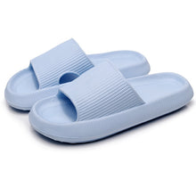 Carregar imagem no visualizador da galeria, FLIP FLOPS DE NUVENS | CONFORTÁVEL PARA BANHEIRO E CASA | RESPIRÁVEL/ANTISLIP
