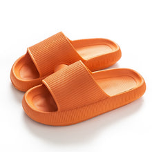 Carregar imagem no visualizador da galeria, FLIP FLOPS DE NUVENS | CONFORTÁVEL PARA BANHEIRO E CASA | RESPIRÁVEL/ANTISLIP