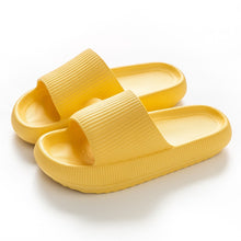 Carregar imagem no visualizador da galeria, FLIP FLOPS DE NUVENS | CONFORTÁVEL PARA BANHEIRO E CASA | RESPIRÁVEL/ANTISLIP