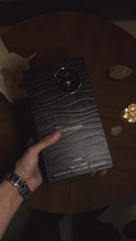 Cargar y reproducir el video en el visor de la galería, PERFUME HIS CONFESSION HOMBRE 100 ML
