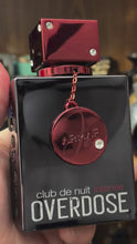 Carregar e reproduzir vídeo no visualizador da Galeria, PERFUME CLUB DE NUIT INTENSE OVERDOSE 105ML (NOVEDAD)
